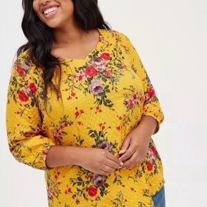 Torrid Crinkle Smocked Floral Tunic Top